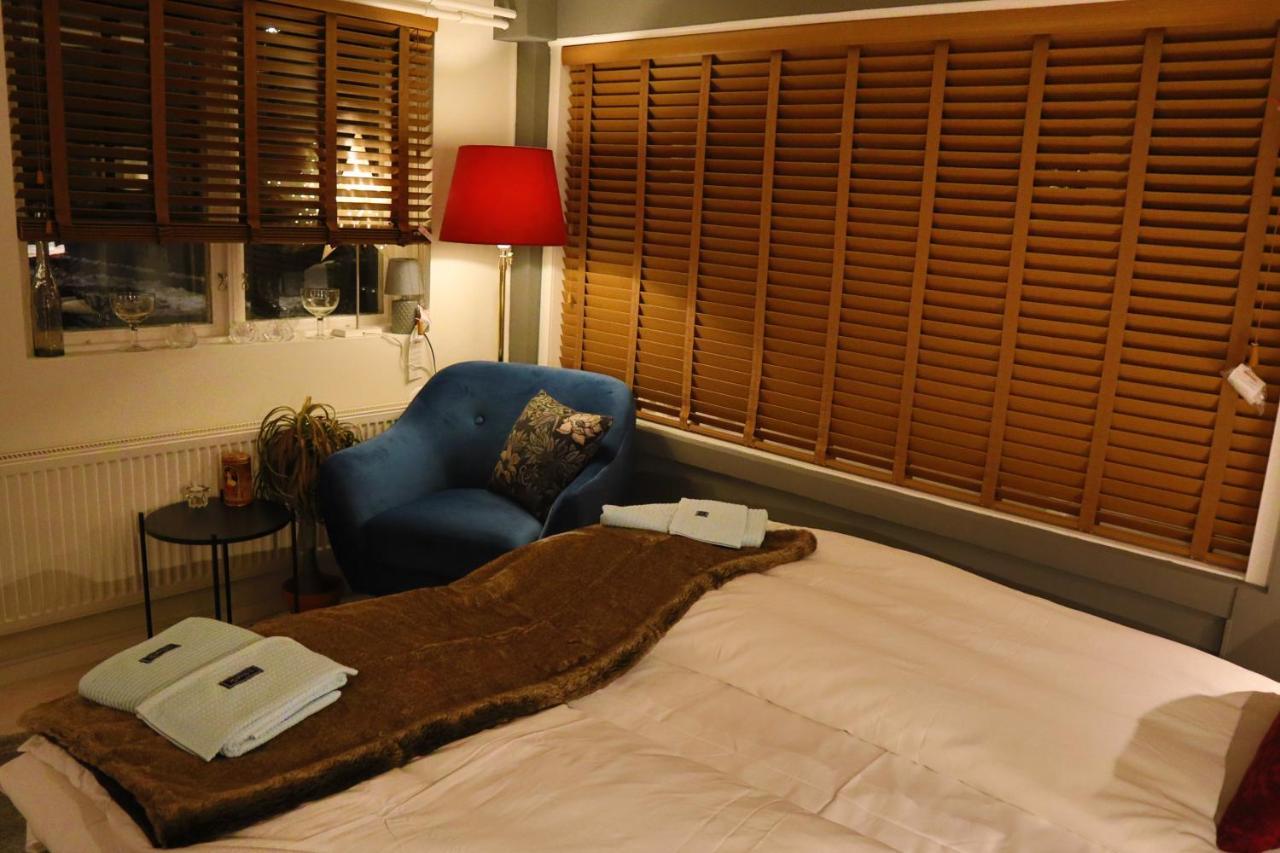 Goete'S B&B Tumba Extérieur photo